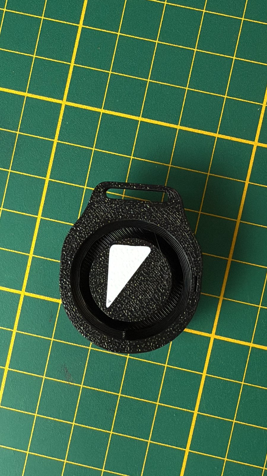Tampa preta com brilho para cinzeiro de bolso impressa em 3D