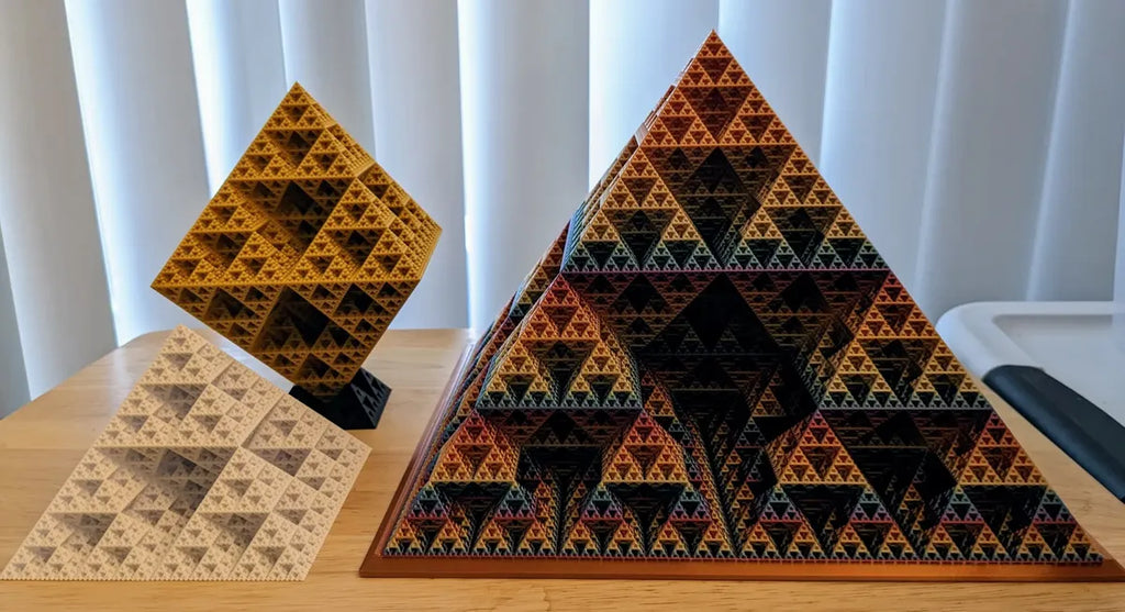 Pirâmide Fractal de Sierpinski XL