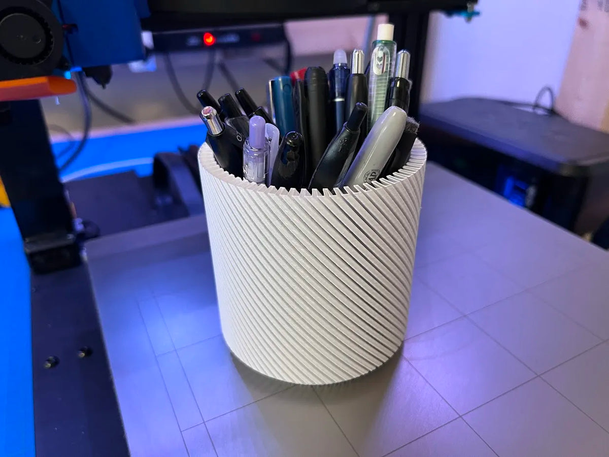 Porta-canetas Vaso Espiral Tátil