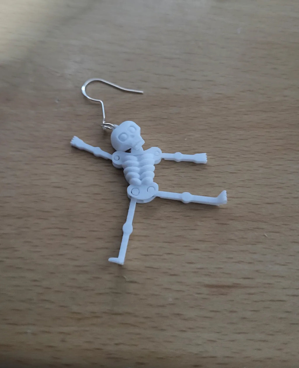 Brincos Esqueleto Articulado
