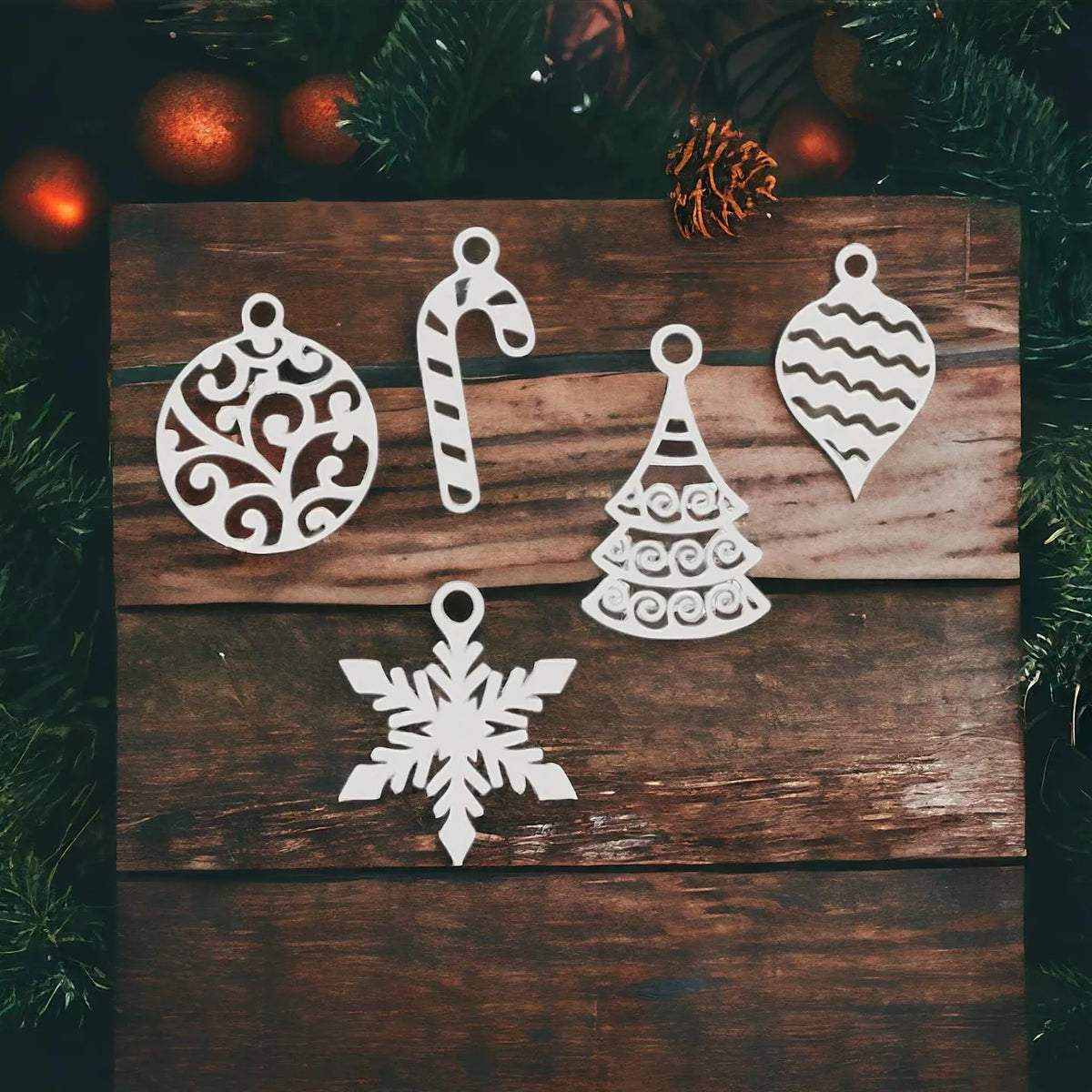 Enfeites de Árvore de Natal II