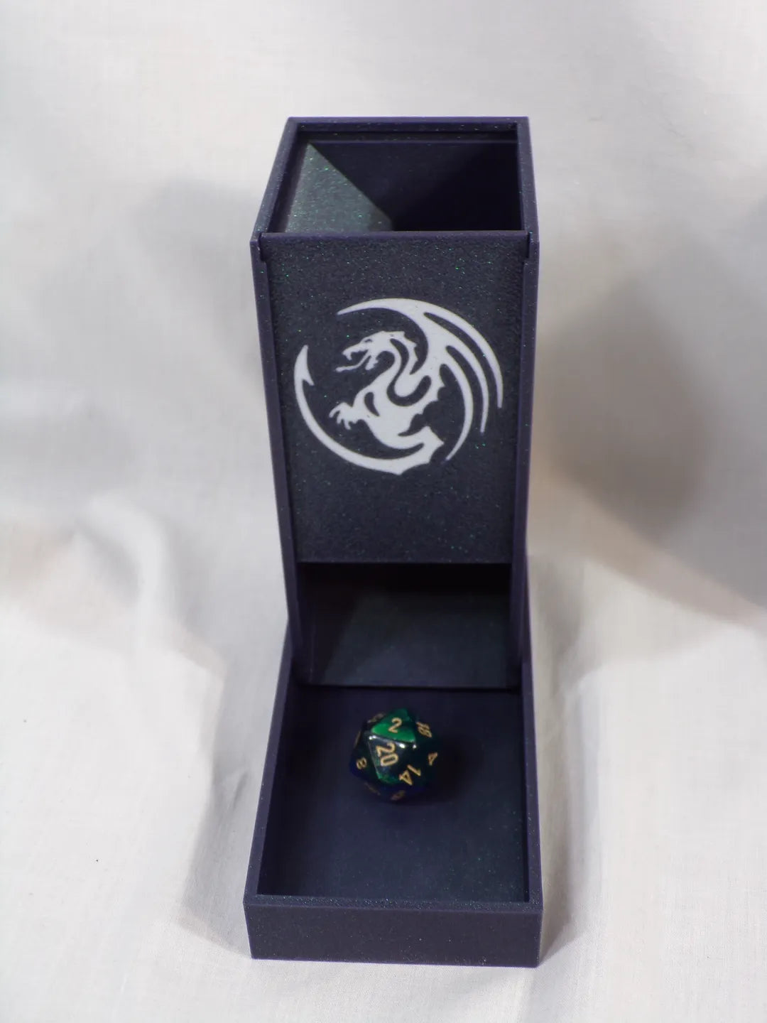 Torre de Dados e Estojo Portátil
