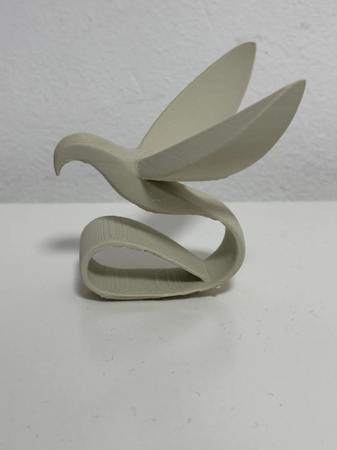 Escultura Pássaro Minimalista