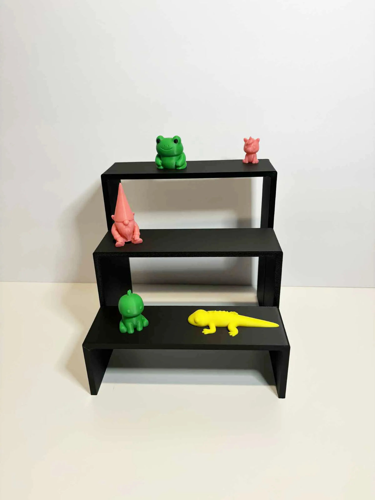 Prateleiras em Degraus para Miniaturas